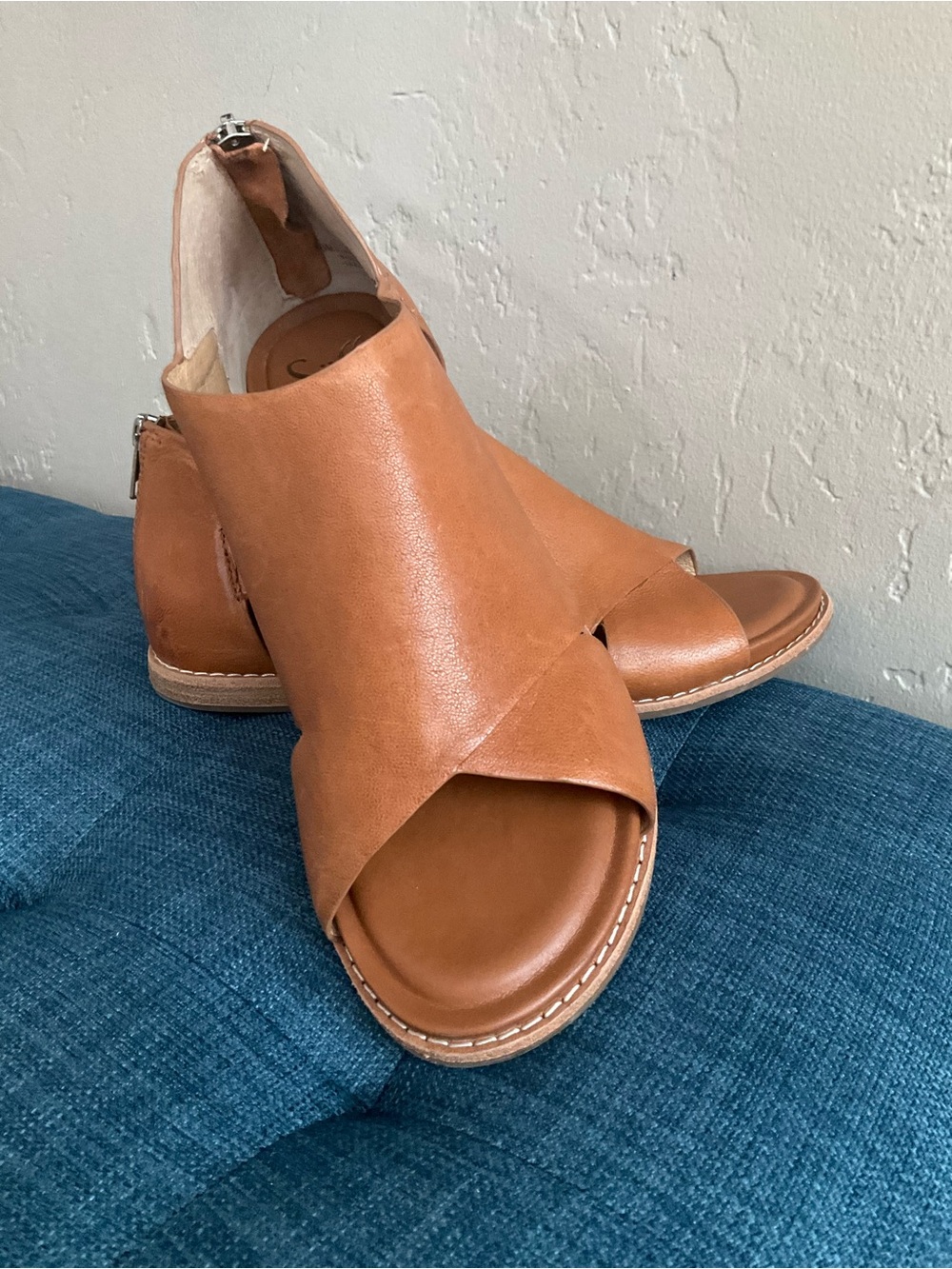 Sofft Tan Leather Crossover Open-Toe Sandals